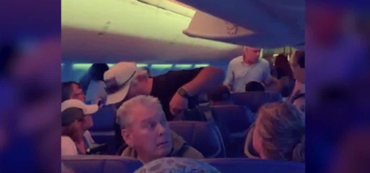 Fight breaks out on Southwest flight to Chicago, police investigating