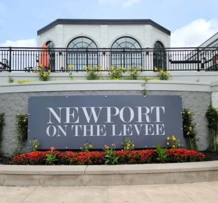 NEWPORT, Ky. — Police responded to a shooting at Newport on the Levee mall Friday evening, leaving one individual injured and transported to a local hospital