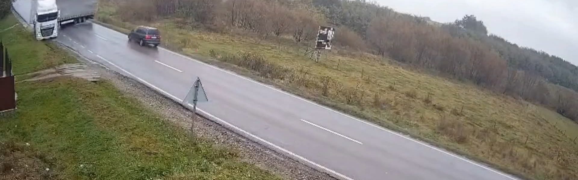 Two Pass Away in Devastating Head-On Collision with 18-Wheeler Truck