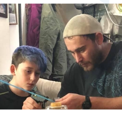 Single-vehicle crash near Grants Pass claims life of young passenger Monday morning