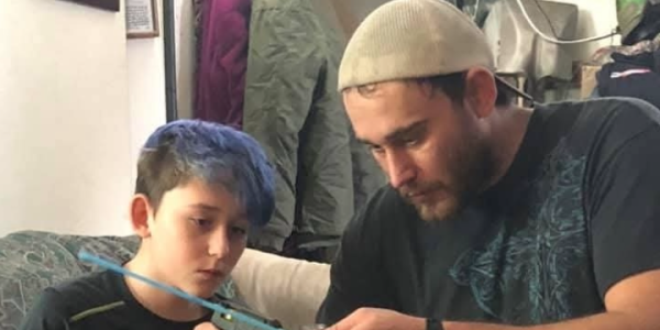 Single-vehicle crash near Grants Pass claims life of young passenger Monday morning